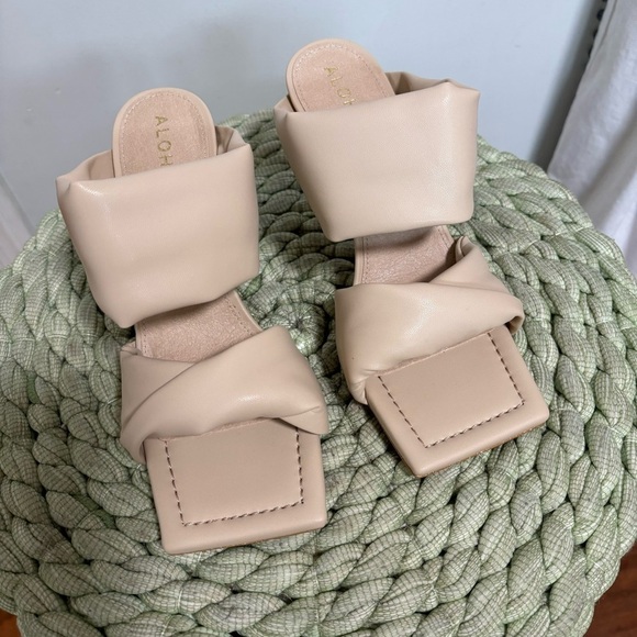 Alohas Twist Strap Mules In Ivory Vegan Leather Square Toe Heel Sandal NWOB - Picture 6 of 11